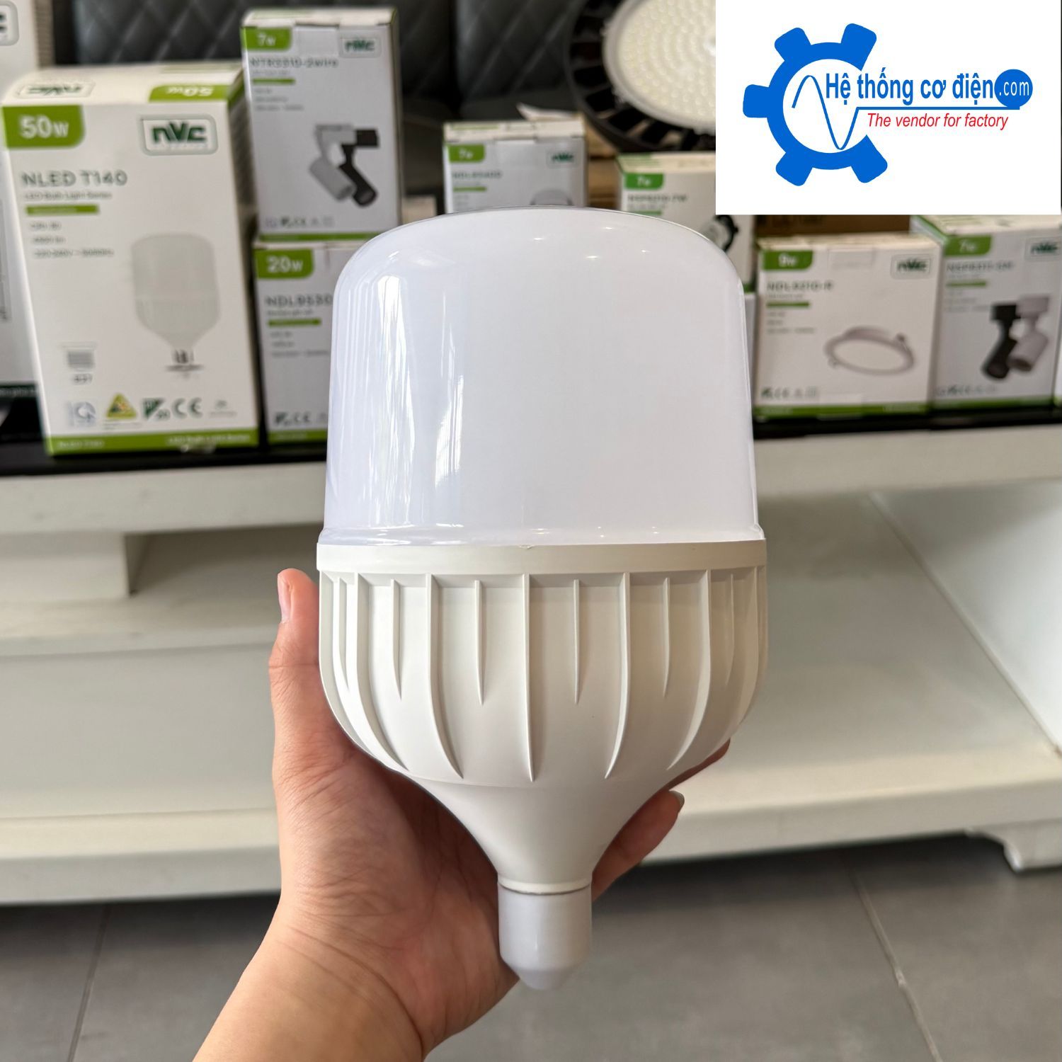 Đèn LED Bulb Trụ 50W NLED T140 NVC